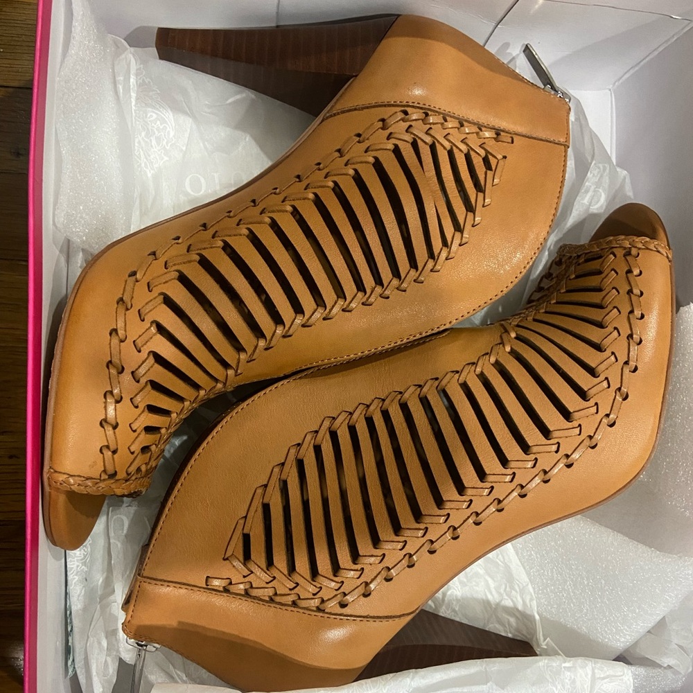 Light brown Vince Camuto high heels